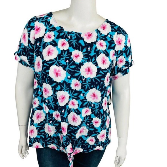 Westport Tops - Westport Womans Sz 2X Blouse Shirt Floral Blue Short Sleeve Tie Detail
